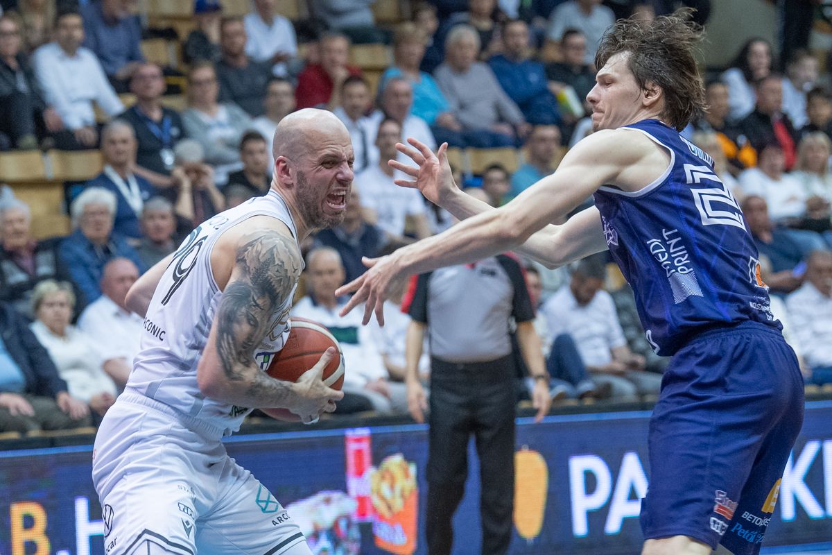 Arconic-Alba Fehérvár - Duna Aszfalt-DTKH Kecskemét 88-79